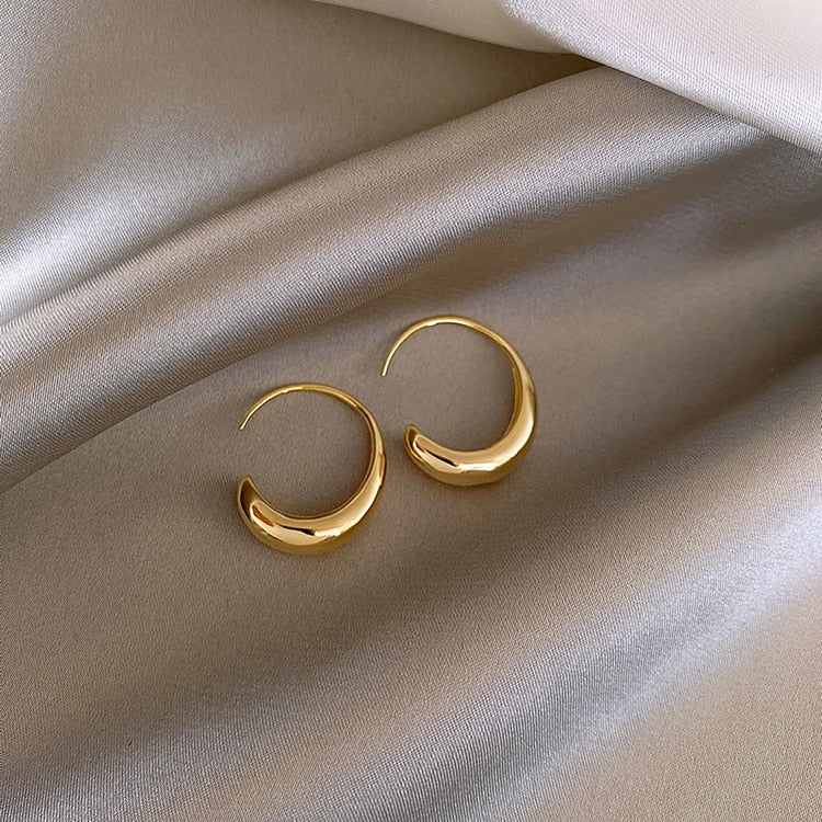 Classic Copper Hoop Earrings