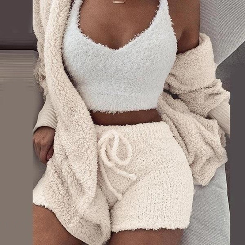 Ensembles Fluffy Sexy Trois Pièces Manteau + Short + Crop