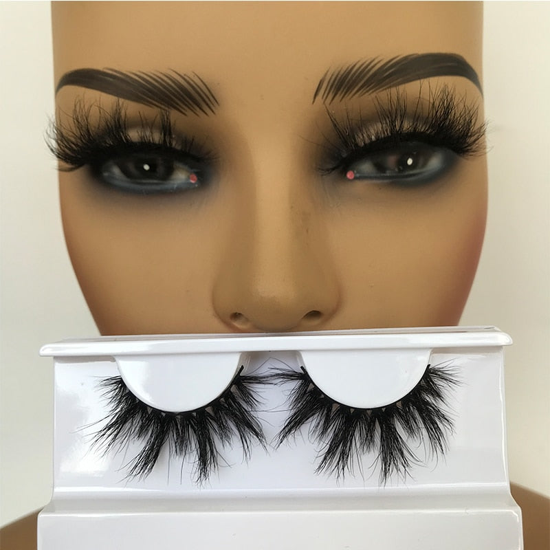 Sleek Chic Fluffy False Eyelashes 25mm