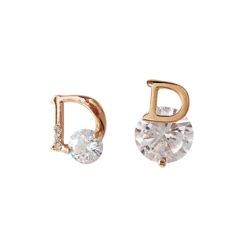 shiny D letter asymmetric Earrings