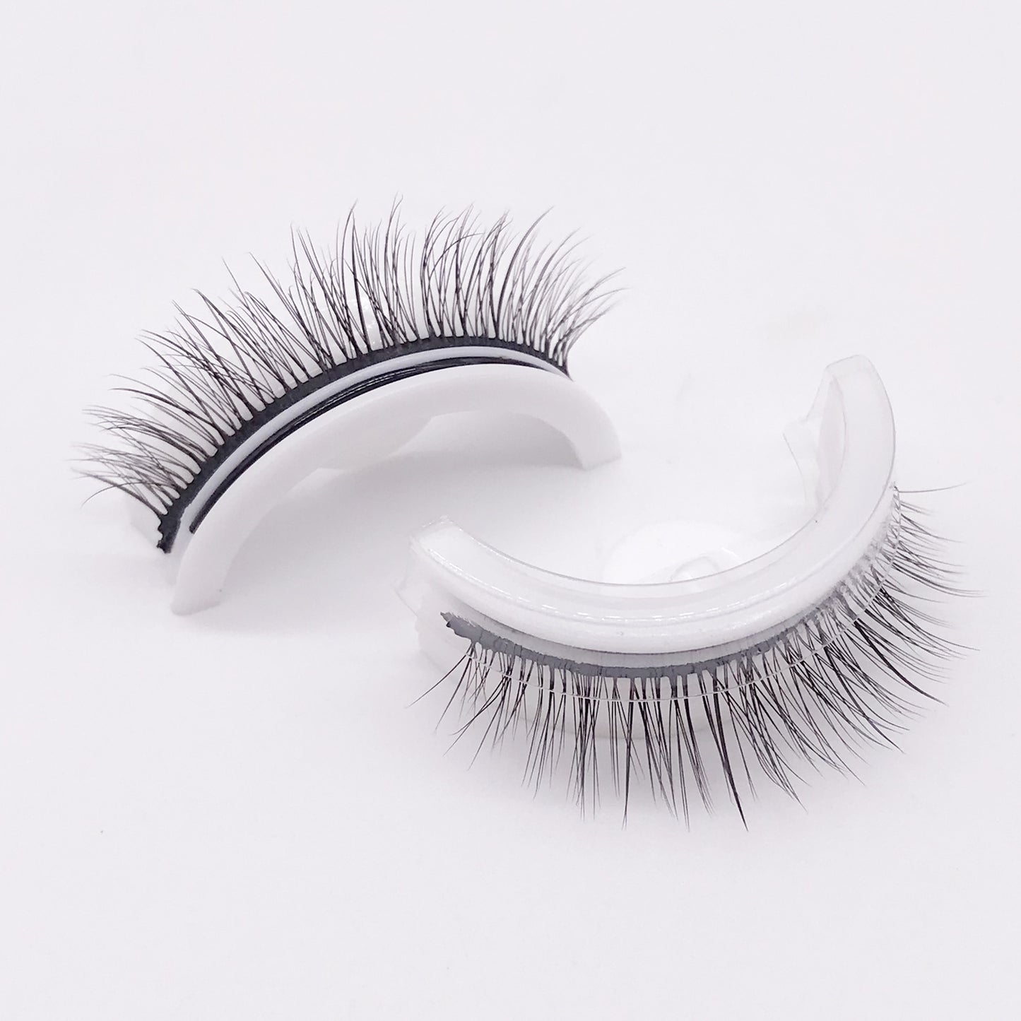 Reusable Self-Adhesive Eyelashes Natural