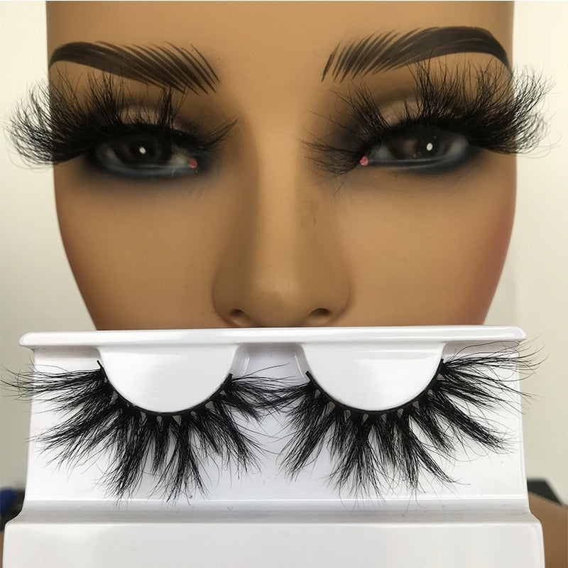 Sleek Chic Fluffy False Eyelashes 25mm