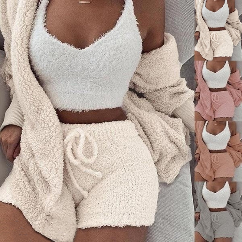 Ensembles Fluffy Sexy Trois Pièces Manteau + Short + Crop