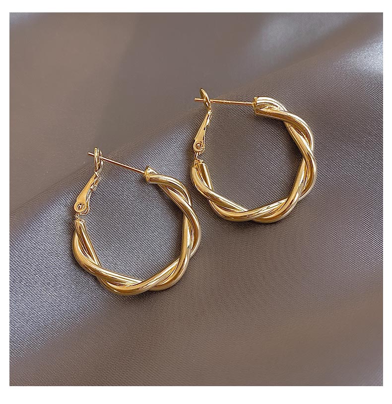 Classic Copper Hoop Earrings