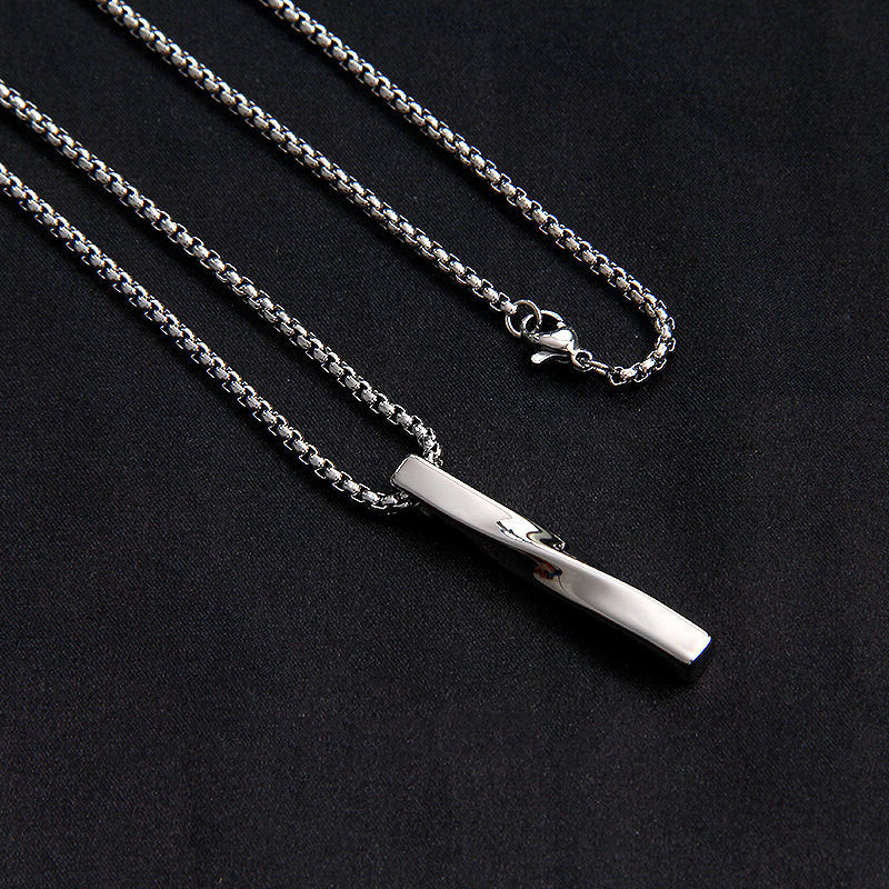 Fashion Rectangle Pendant Necklace