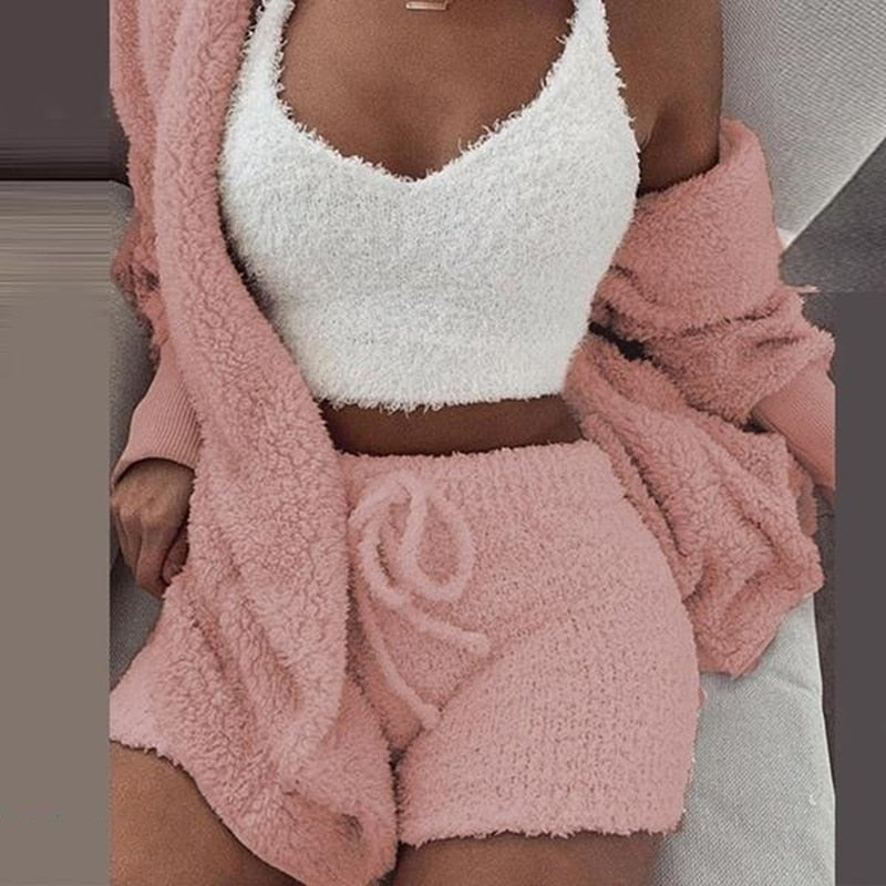 Ensembles Fluffy Sexy Trois Pièces Manteau + Short + Crop