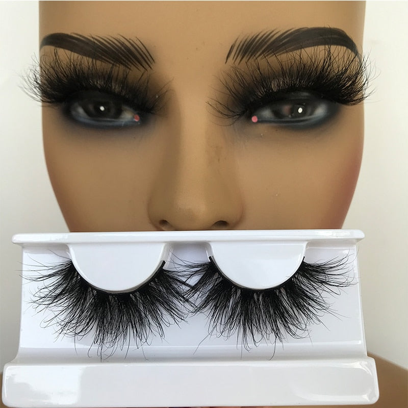 Sleek Chic Fluffy False Eyelashes 25mm