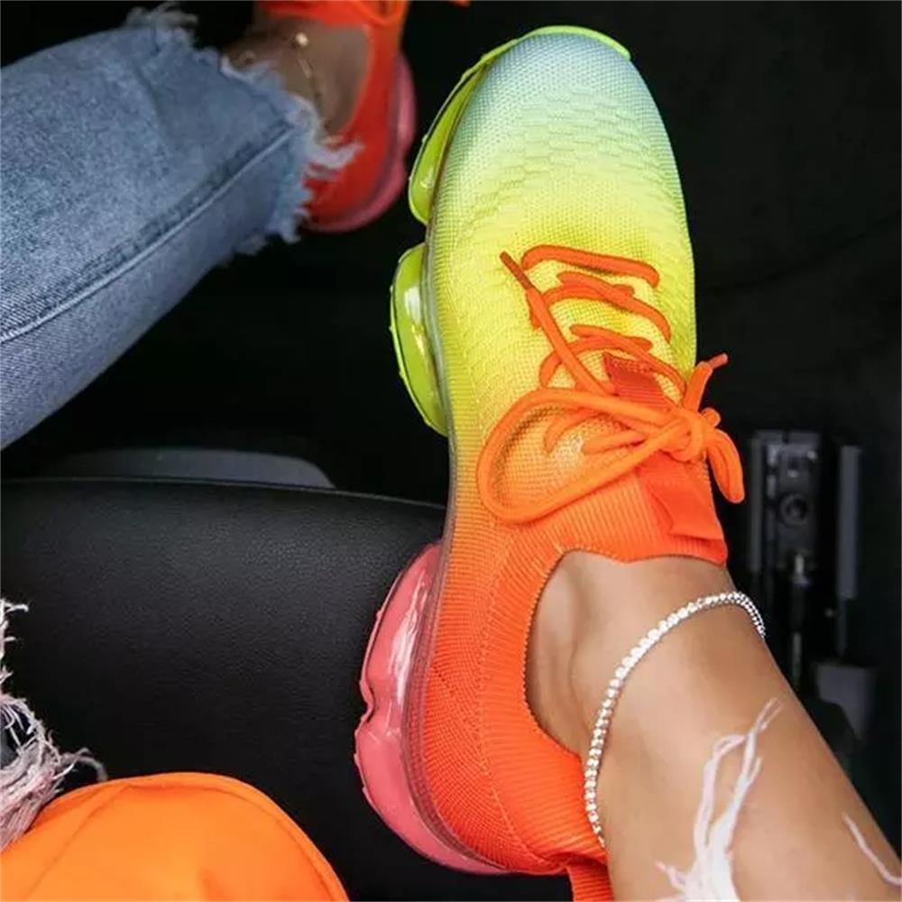 Women's Sneakers Trends 2022 Autumn New Stretch Fabric Ladies Breathable Casual Vulcanized Shoes 35-43 Large-Sized Sports Shoes