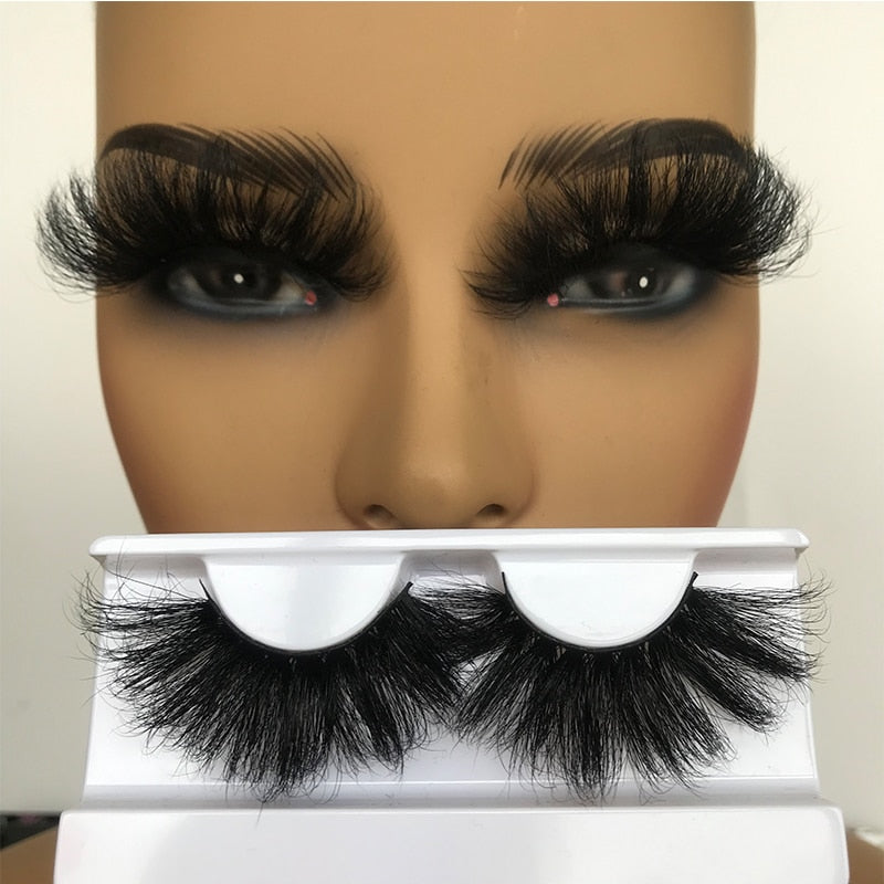 Sleek Chic Fluffy False Eyelashes 25mm