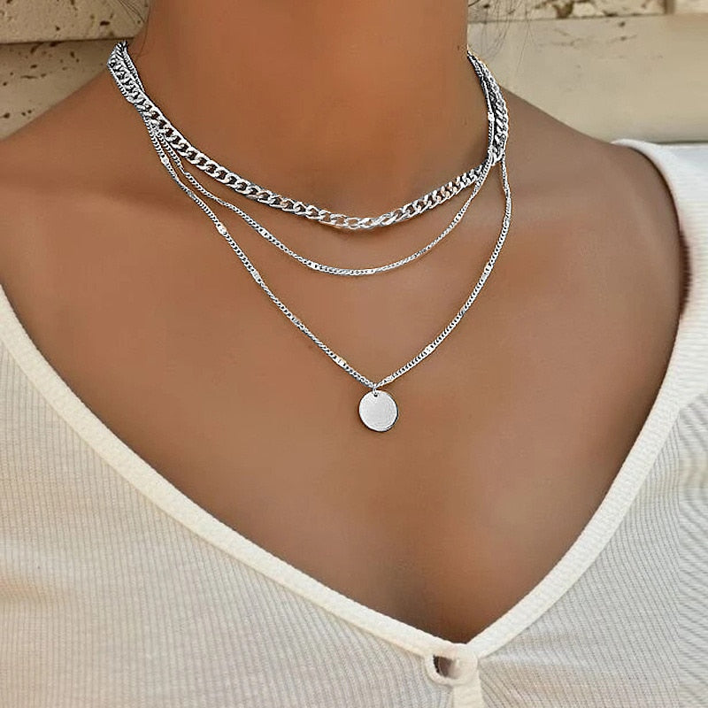 Collier avec pendentif étoile en cristal de zircon et cœur