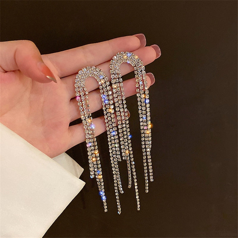 Trend Simulation Pearl Long Earrings