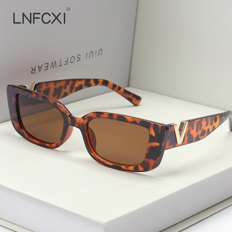 LNFCXI Retro Small Frame Cat Eye Sunglasses