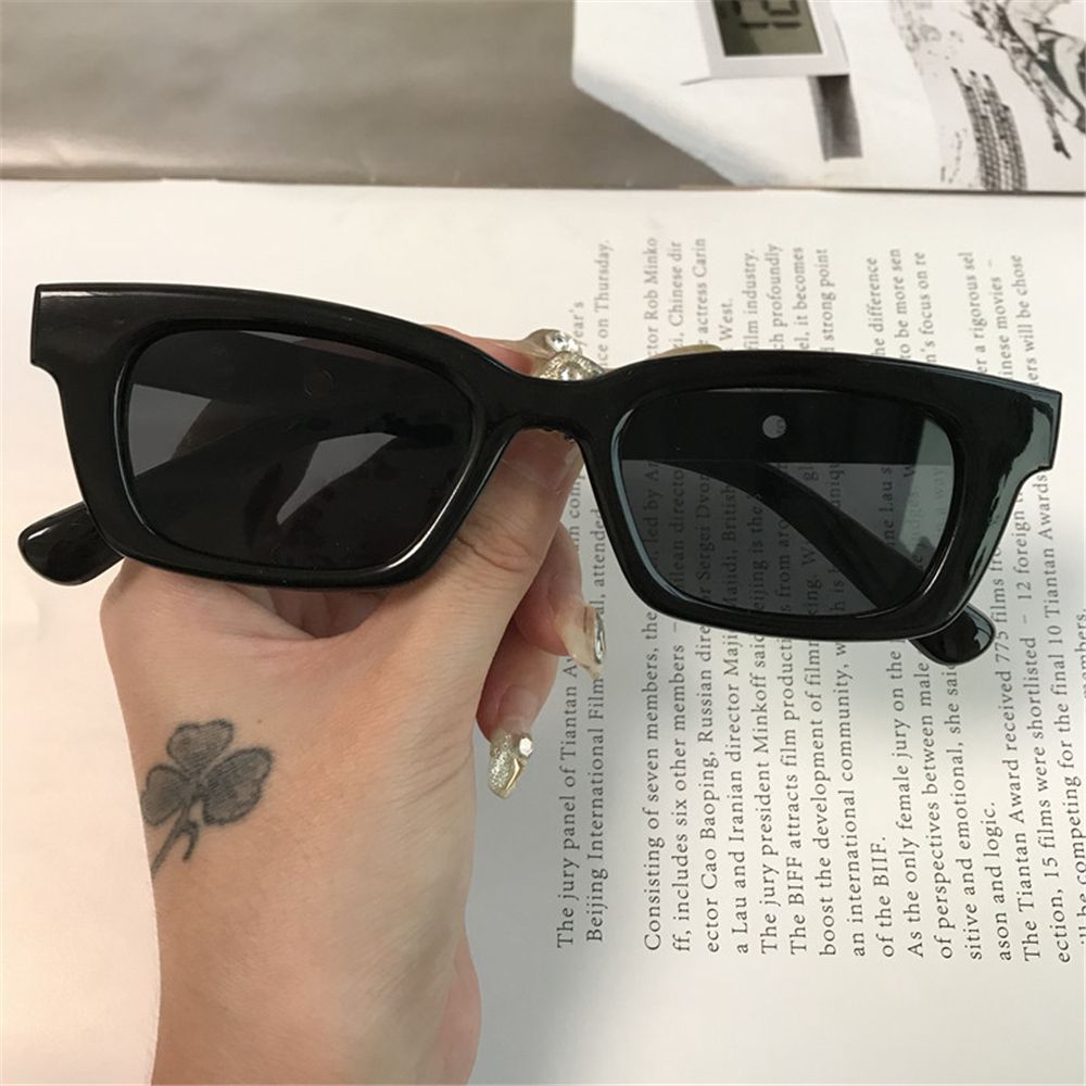 Vintage Cat Eye Sunglasses