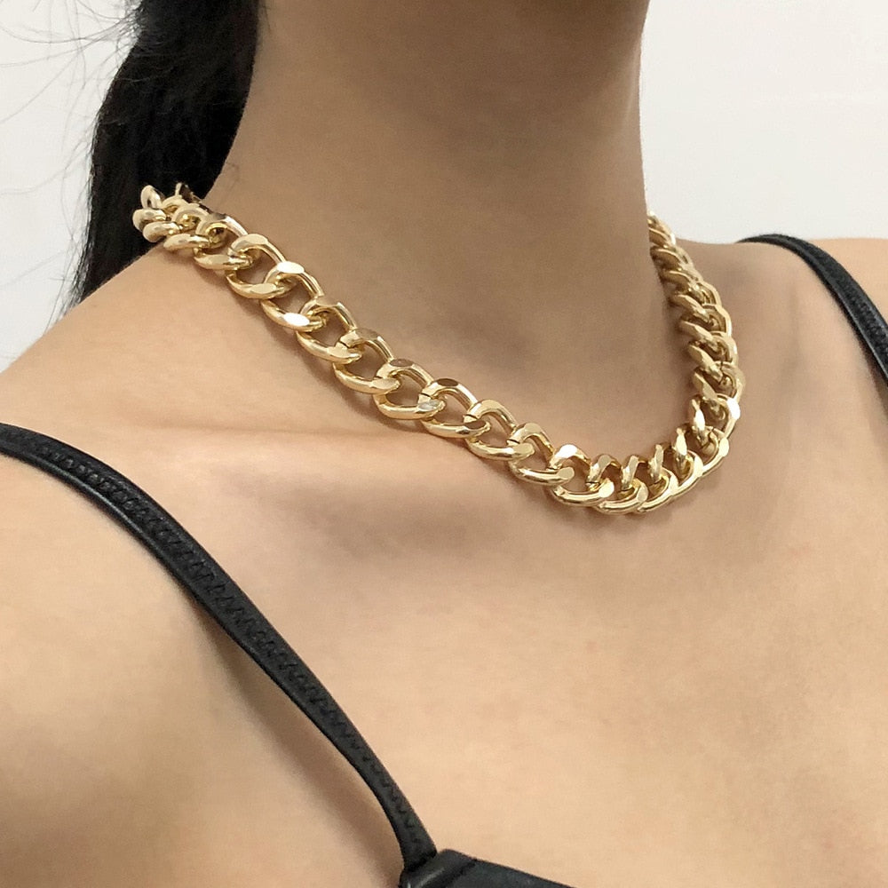 Collier superposé à breloques rondes vintage