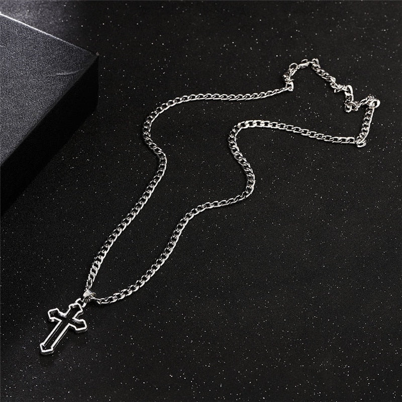 Collier avec pendentif étoile en cristal de zircon et cœur